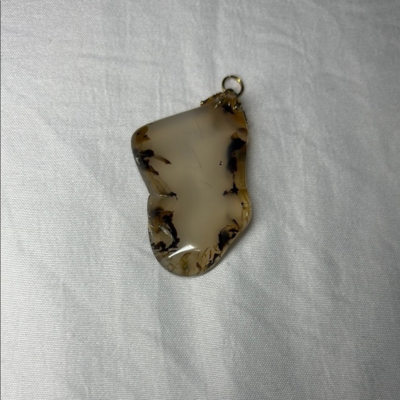 Unique and Stunning 2” Agate Pendant - Picture 5 of 5